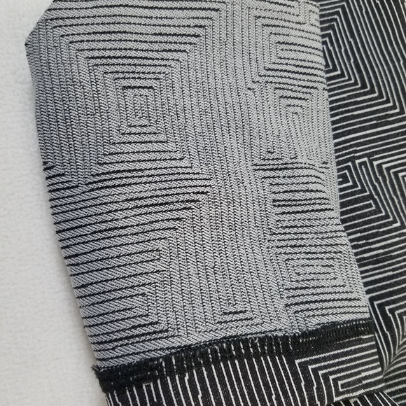 Lululemon Wunder Under Pant (Hi-Rise) - Picture 11 of 16